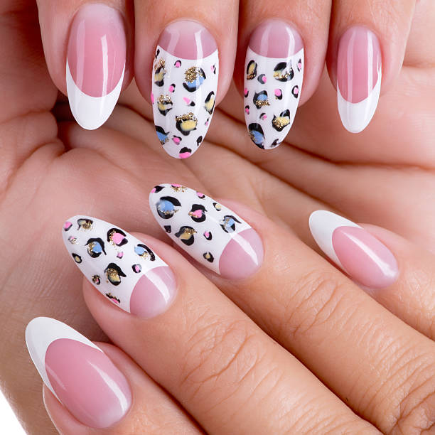 Décoration nail art simple sur vos ongles